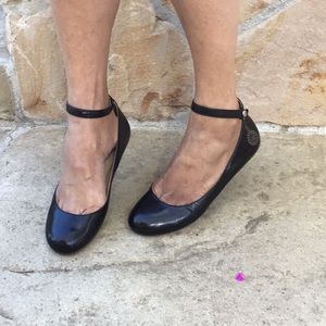 UGG patent Leather ballet flats
